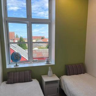 Hotel Den Lille Skole - Ferie Pa Aero I Marstal By - Vaerelser Exterior foto