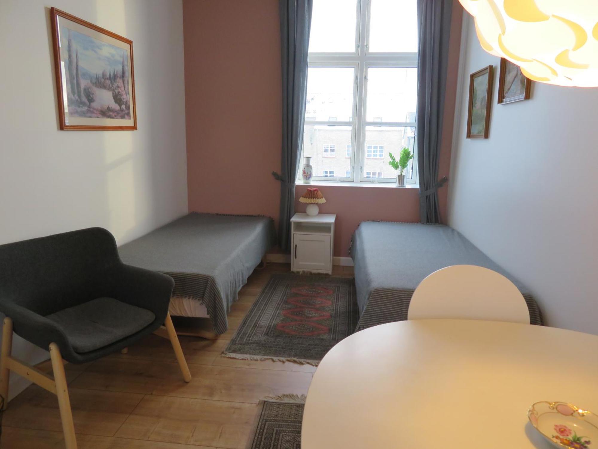 Hotel Den Lille Skole - Ferie Pa Aero I Marstal By - Vaerelser Exterior foto